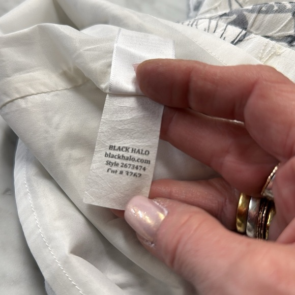 Black Halo Signature Jackie O Sheath Dress in Gray and White Size 8 - Picture 5 of 9